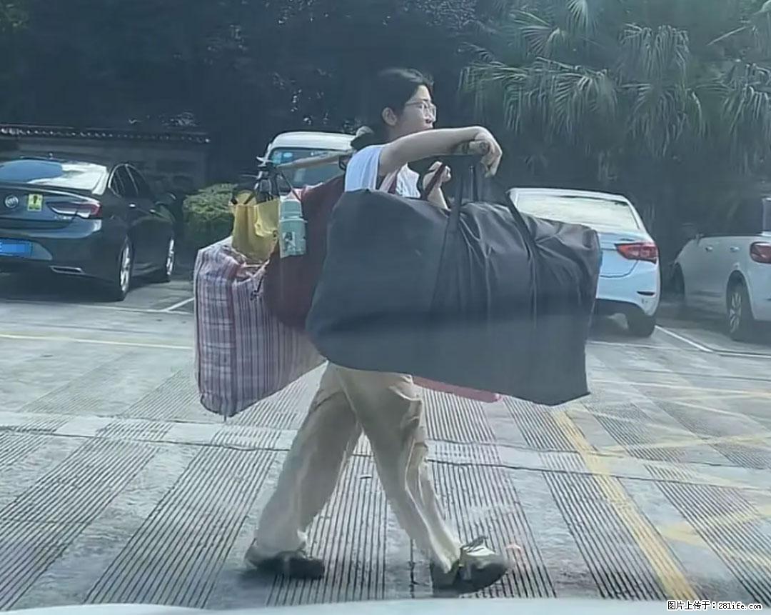 全网追的“扁担女孩”,找了一份暑假工,时薪12元 - 吉安生活资讯 - 吉安28生活网 ja.28life.com