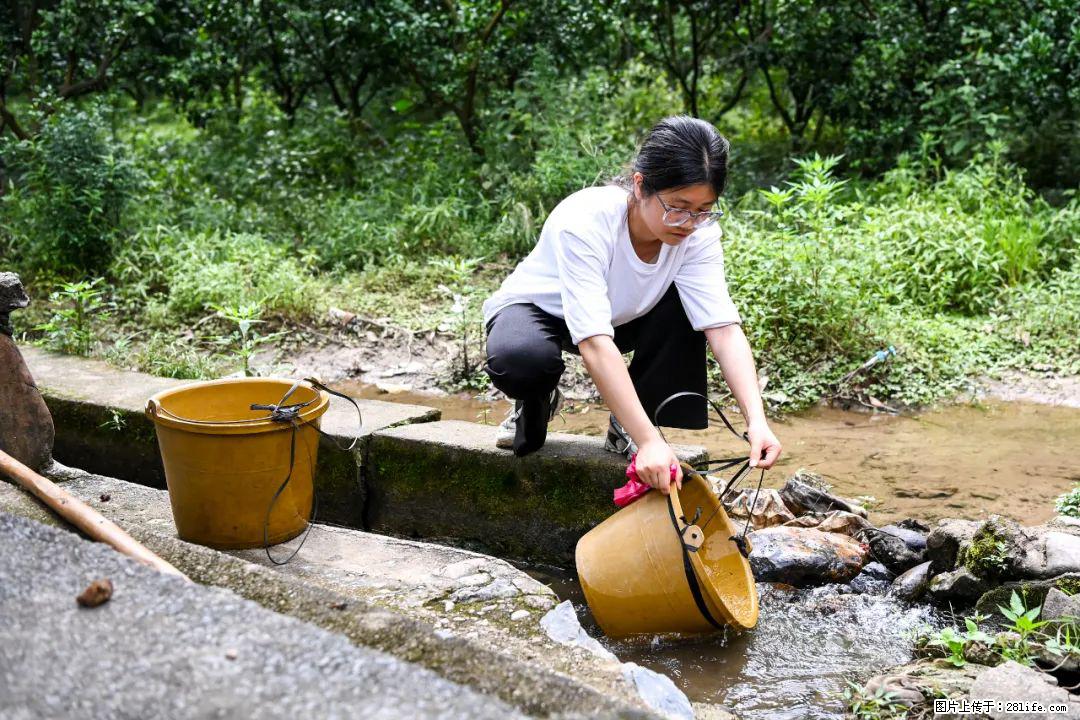 全网追的“扁担女孩”,找了一份暑假工,时薪12元 - 吉安生活资讯 - 吉安28生活网 ja.28life.com